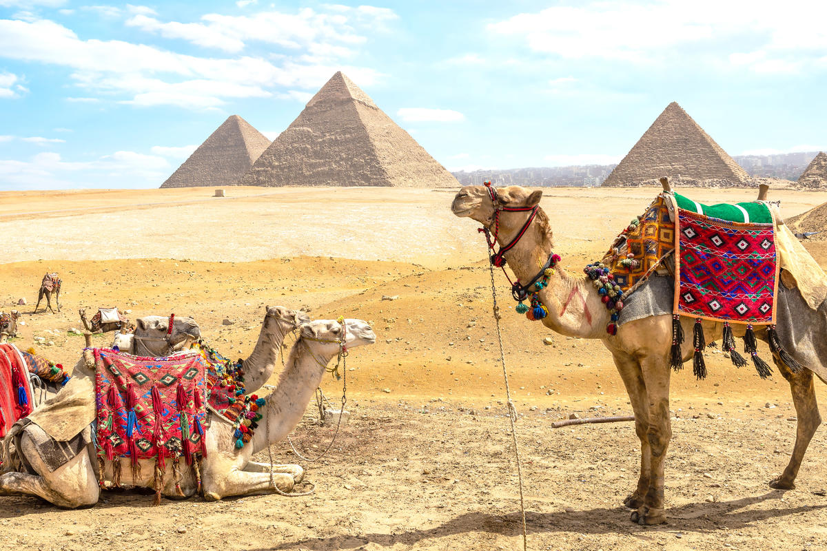Pyramids of Giza, highlight of the Egypt tour